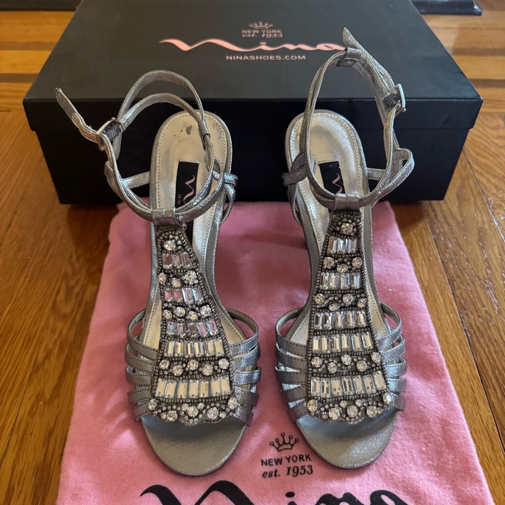 Nina Women's Silver Embellished Sandals